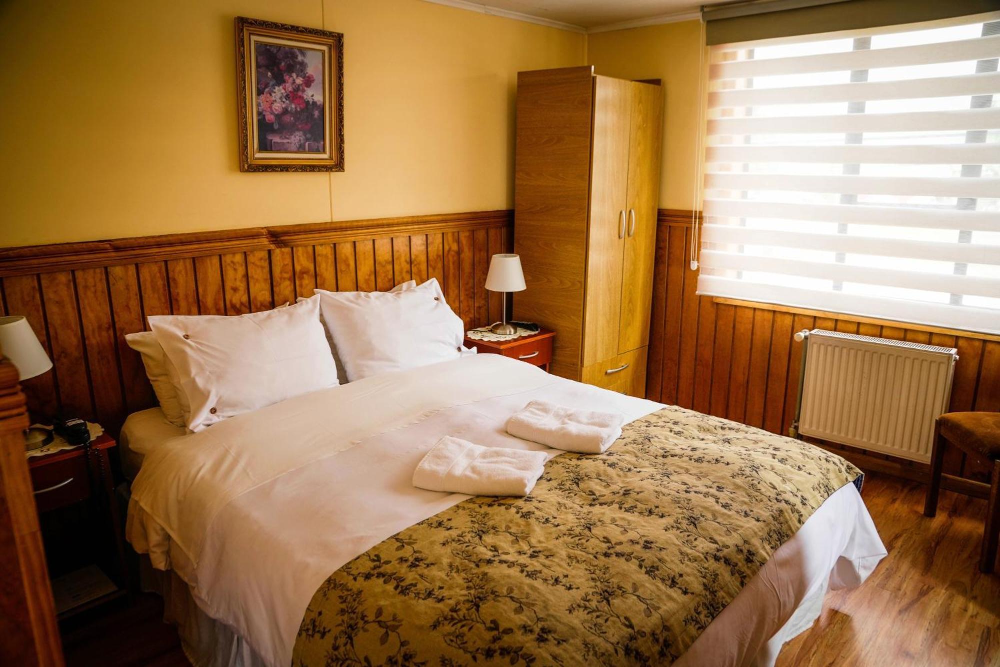 Hostal Hielo Sur Пунта Аренас Екстериор снимка