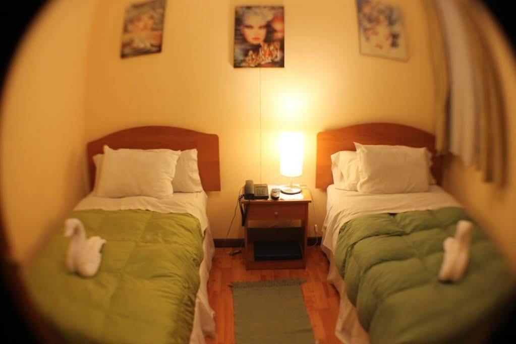 Hostal Hielo Sur Пунта Аренас Екстериор снимка